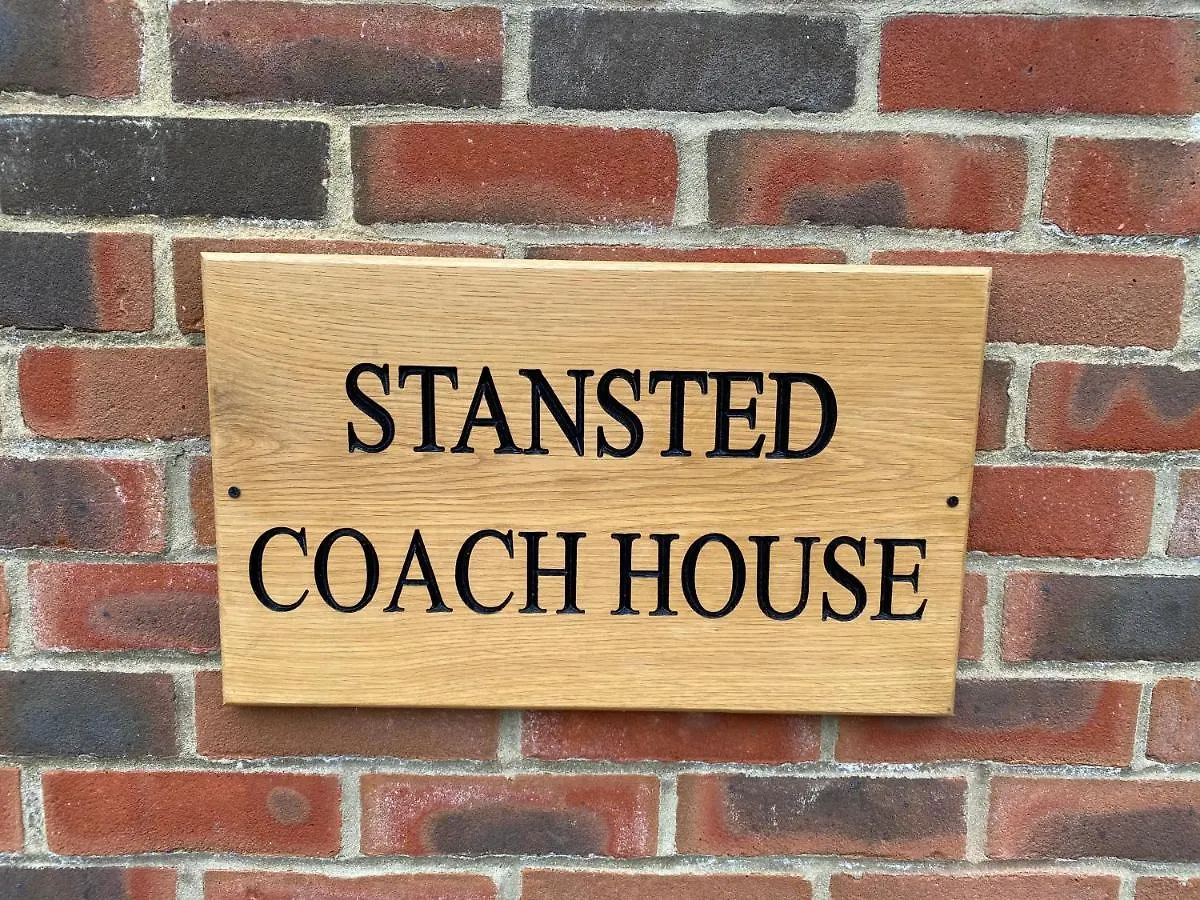 Stansted Coach House Apartment Elsenham