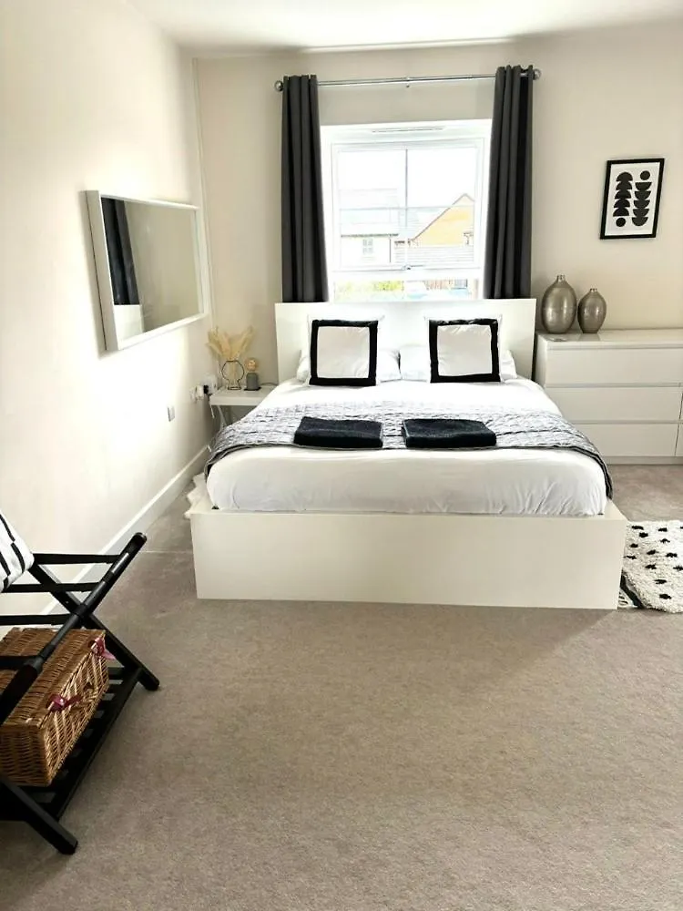 Stansted Coach House Apartment Elsenham